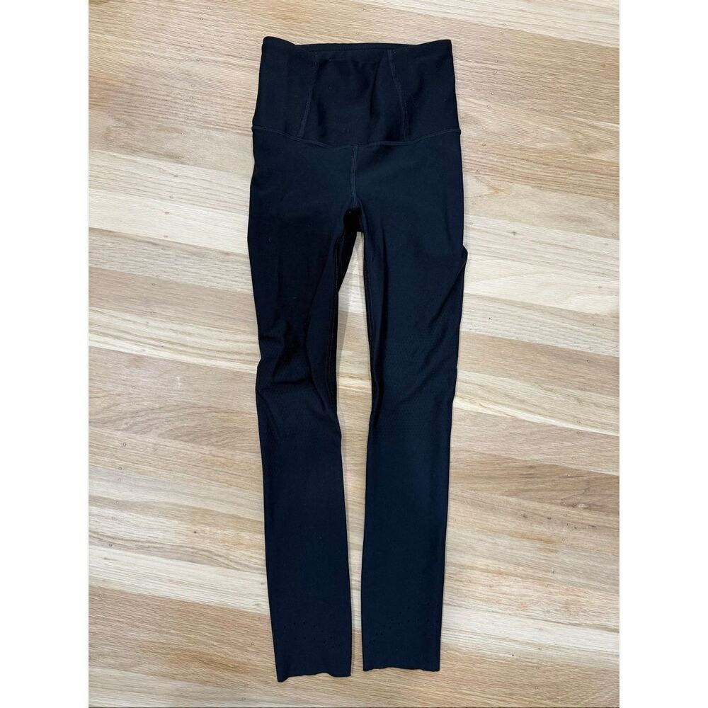 Lululemon Zoned In Tight Size 2 - Picture 3 of 8